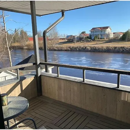 Venetsia Tilava Βίλα Lapua